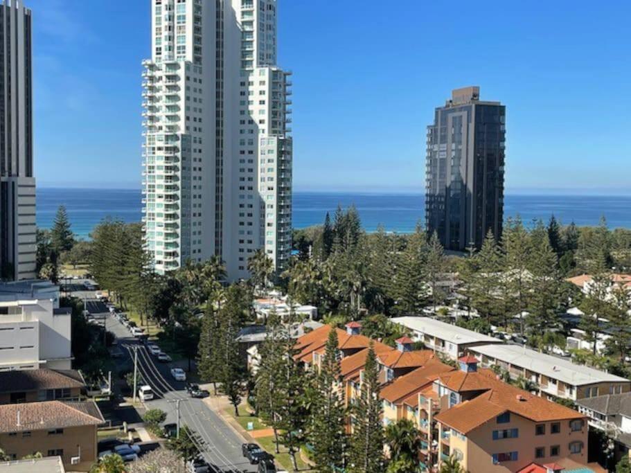 Apartment Broadbeach Level 10 With Views Gold Coast